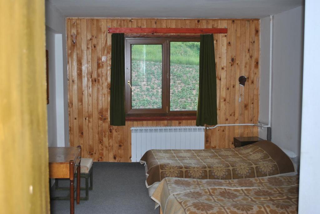 Kris Guesthouse Stoykite Zimmer foto
